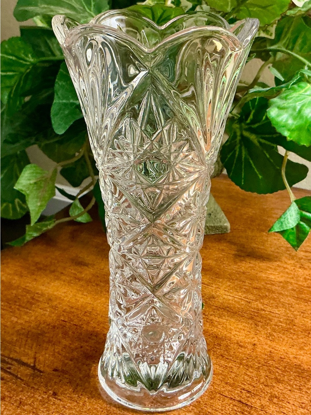 European Style Crystal Glass Lily Vase